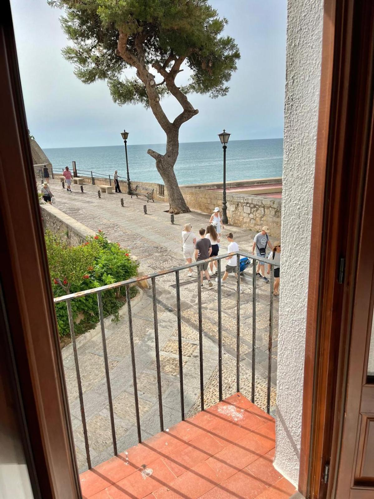 Ferienwohnung Apartamento En El Castillo De Peñíscola Exterior foto